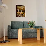 Schillerhof 3*