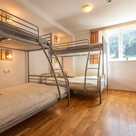 Schillerhof Ξενοδοχείο με διαμερίσματα 3*