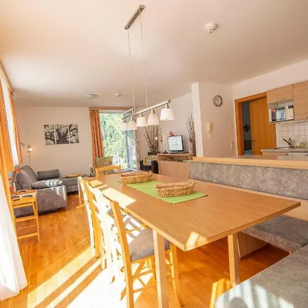 Aparthotel Schillerhof 3*