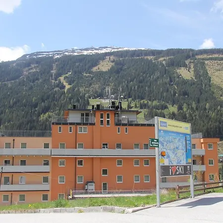 Schillerhof 巴德加斯坦