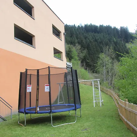 Schillerhof 3*