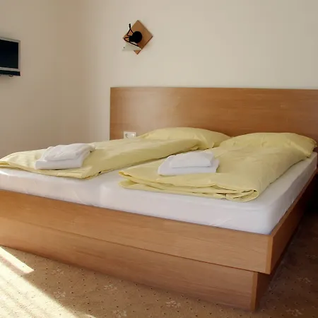 Aparthotel Schillerhof 3*