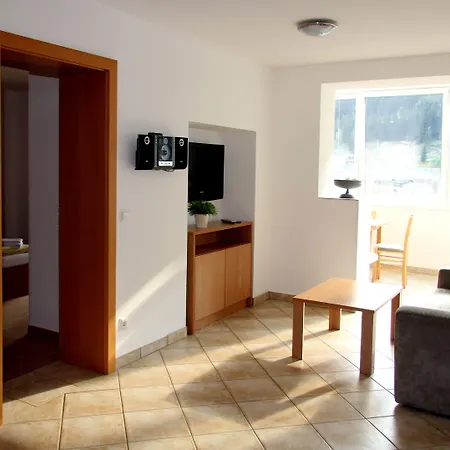 Aparthotel Schillerhof 3*