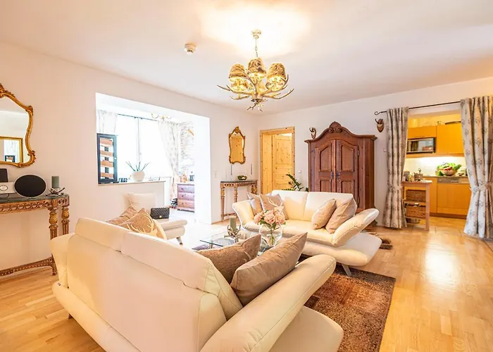 Schillerhof Aparthotel 3*