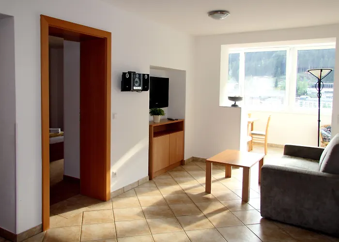 Aparthotel Schillerhof 3*